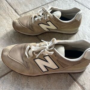 New Balance 574 Tan/Cream Sneakers Sz 10